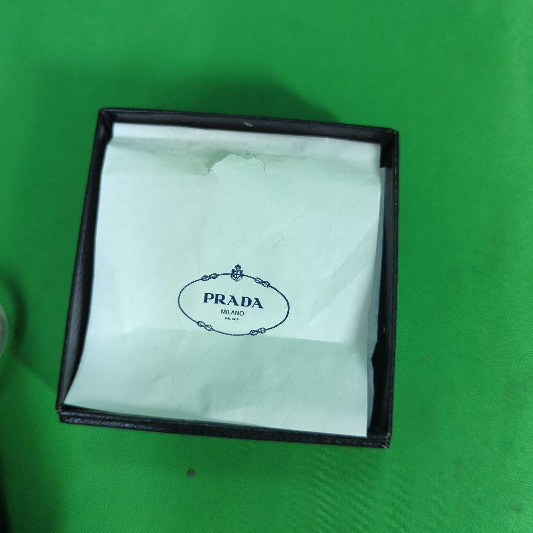 PRADA　ネイビー キーホルダー