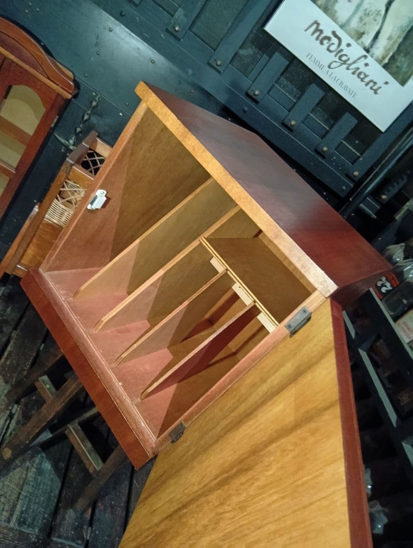 1960's　チーク材　突板　カッパーハンドル　ウッド　レコード　キャビネット