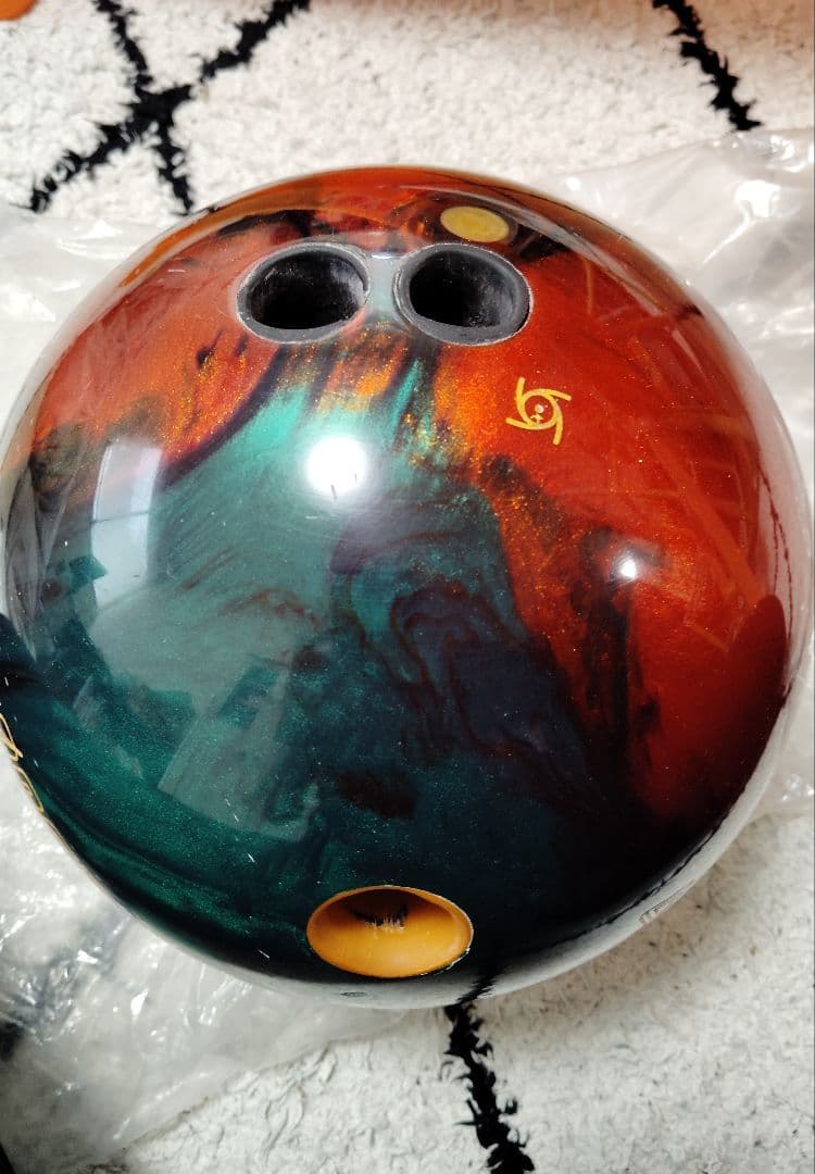 ABSOLUTE 初代アブソリュート ボウリングボール 15ポンド