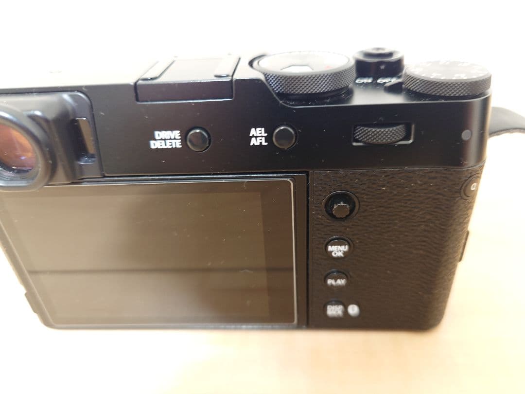 ::/humanlover様　富士フィルム　X100VI BLACK