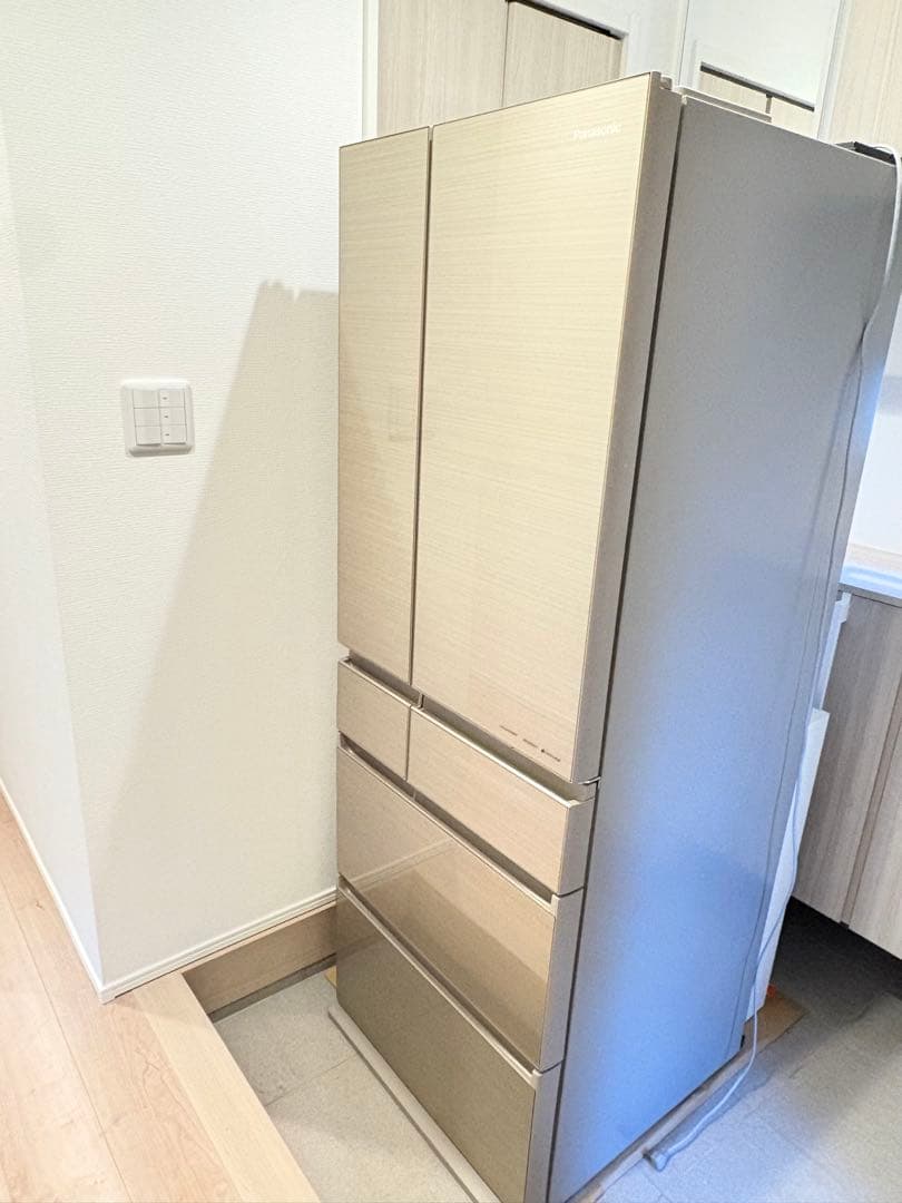 【美品】Panasonic 冷蔵庫NR-F508HPX-N 2022年製　6ドア