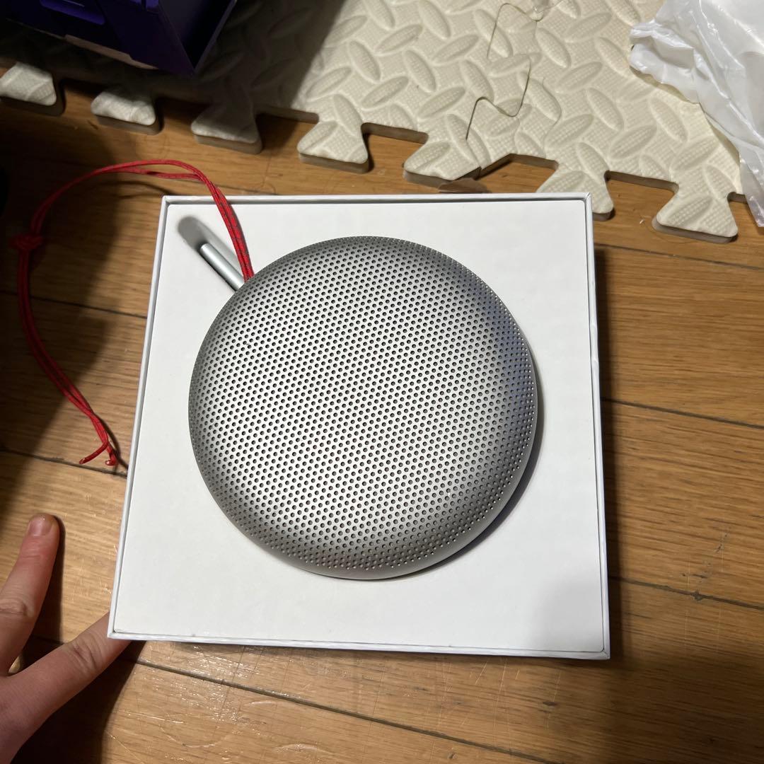 スピーカー・ウーファー Bang&Olufsen Beosound A1 2nd generation
