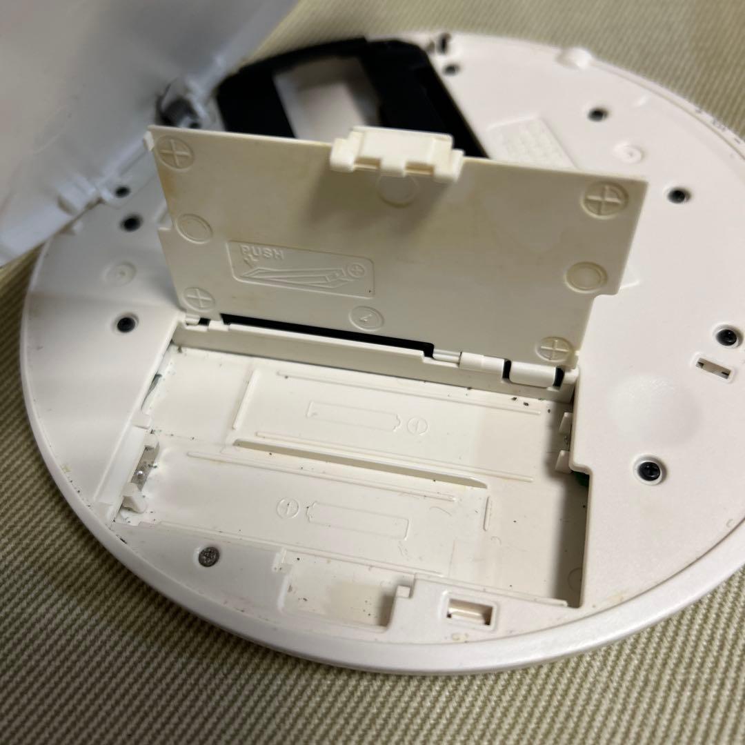 ポータブルCDプレーヤー　SL-CT730