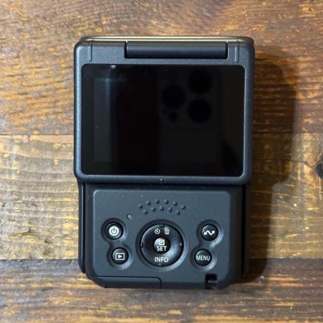 【美品・箱あり】Canon PowerShot V10 silver