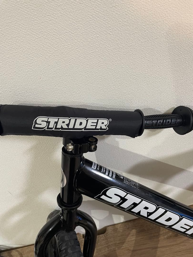 【美品】STRIDER 12インチ ブラック　スポーツモデル　ケース付き
