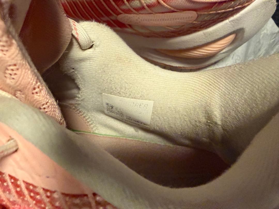 AR1 バレンタイン　28.5cm