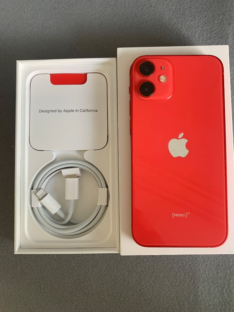 超美品　国内版　SIMフリー　iPhone12 mini 128GB レッド色