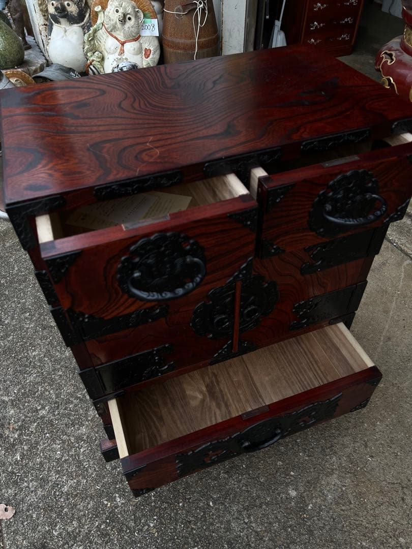 岩谷堂箪笥 車箪笥 チェスト 伝統工芸 極上品 欅材漆塗り　鉄金具　時代箪笥