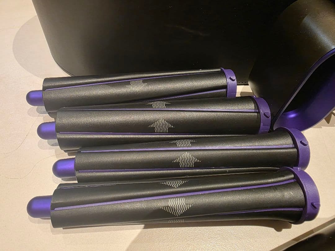 Dyson エアラップヘアスタイラー