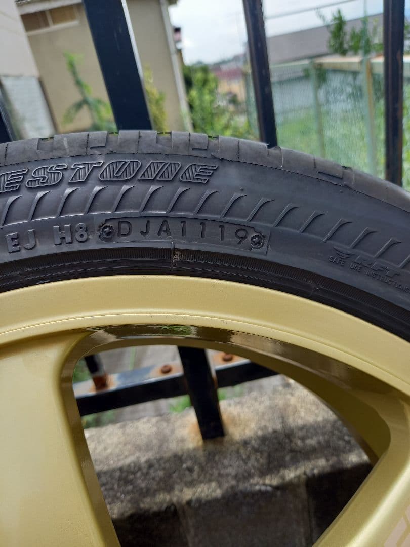 ヨコハマADVANレーシング17インチ ゴールドホイール 4本セット