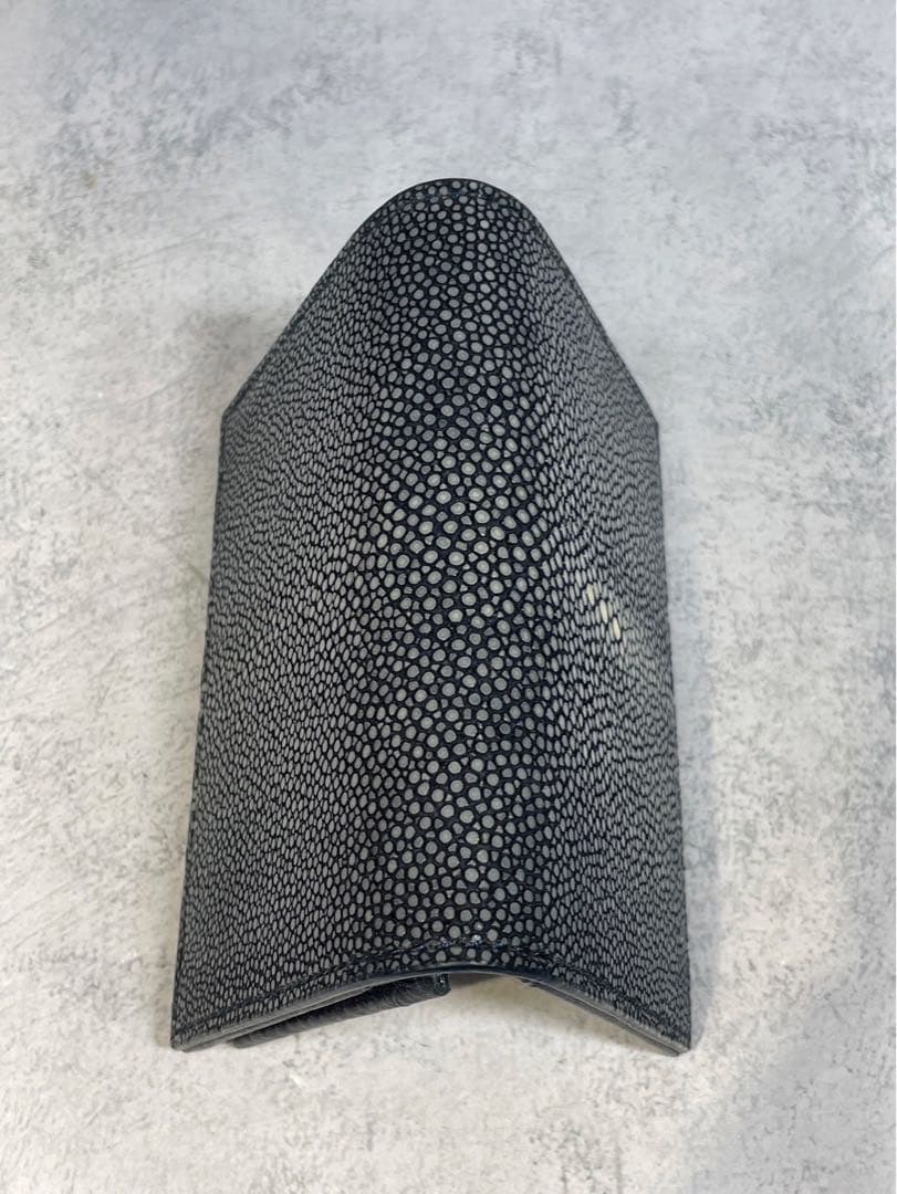 お値下げ【新品】BAHARI ガルーシャ 名刺入れ ポリッシュ ネイビー