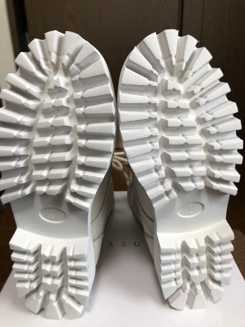 ヤマダヤ　LASUD レースアップレザーブーツ オフホワイト　38 (24㎝)