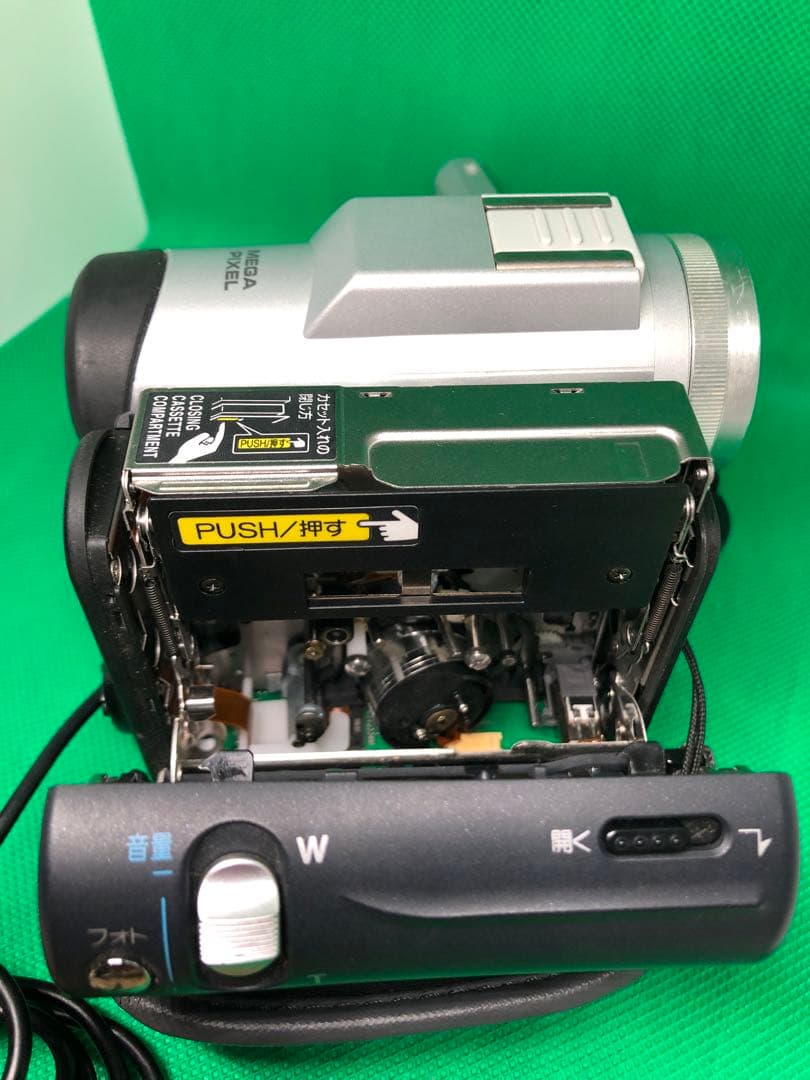 《美品》シャープ VL-Z7 2003年製　液晶デジタルビデオカメラ