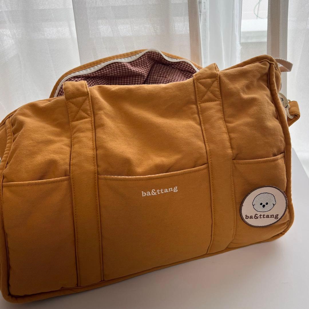 韓国ブランド　ba&ttang キャリーバッグ　クッション付き　小型犬 お出かけ