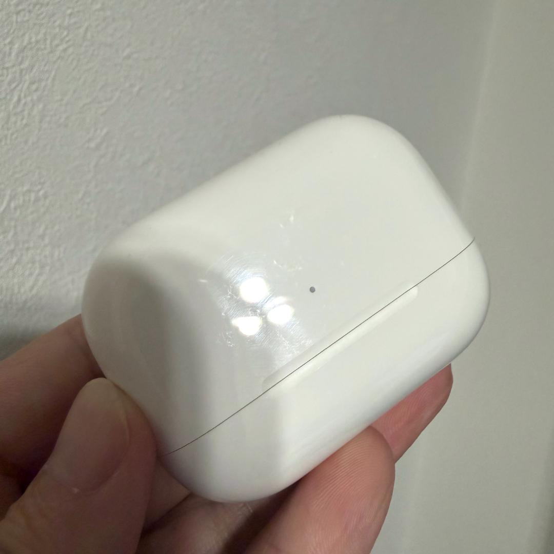 美品 AirPods Pro 第2世代 Type-C MTJV3J/A