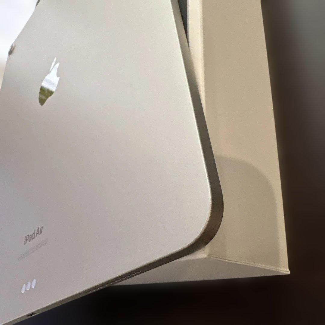 Apple iPad Air 13インチ Wi-Fi 128GB スターライト