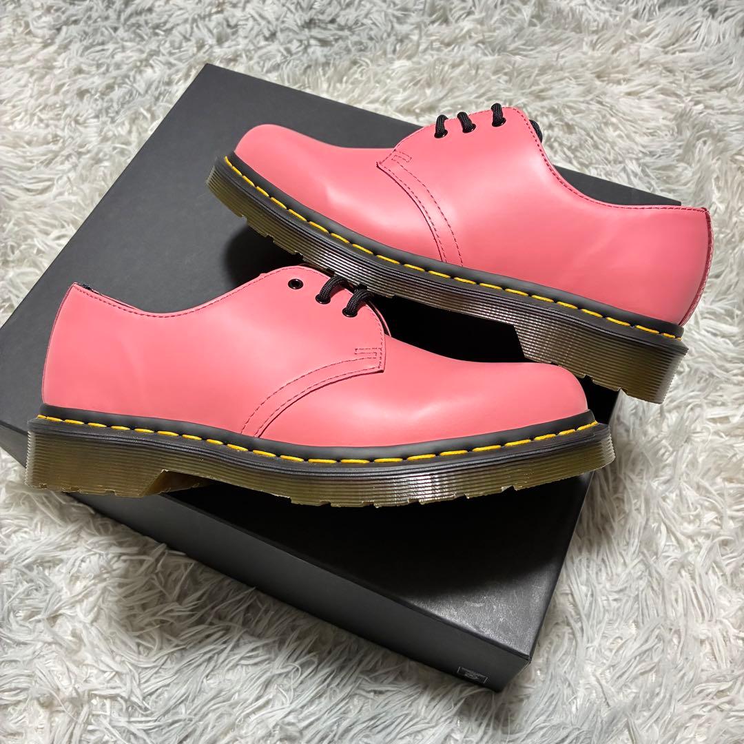 【未使用美品】Dr.Martens 本革 3ホール AW006 ピンク UK6