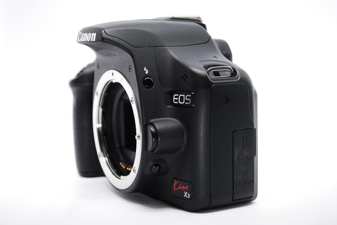 女性人気✨軽量コンパクト✨Canon EOS Kiss X3✨Wレンズセット