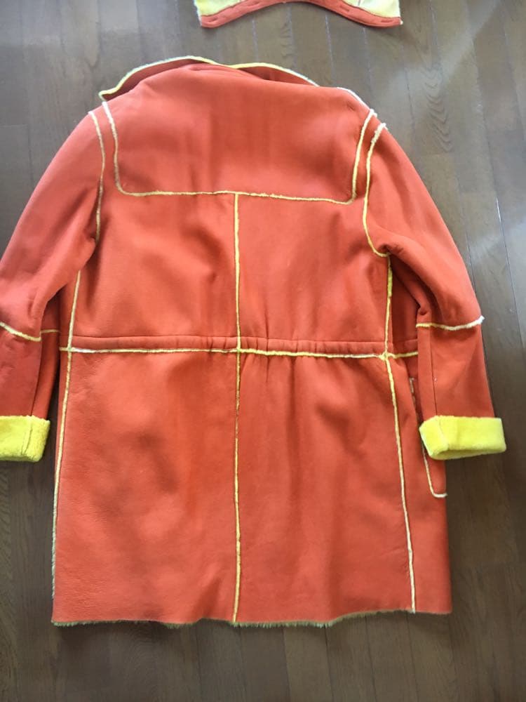 今から早目に冬の準備。男性用コート　羊革