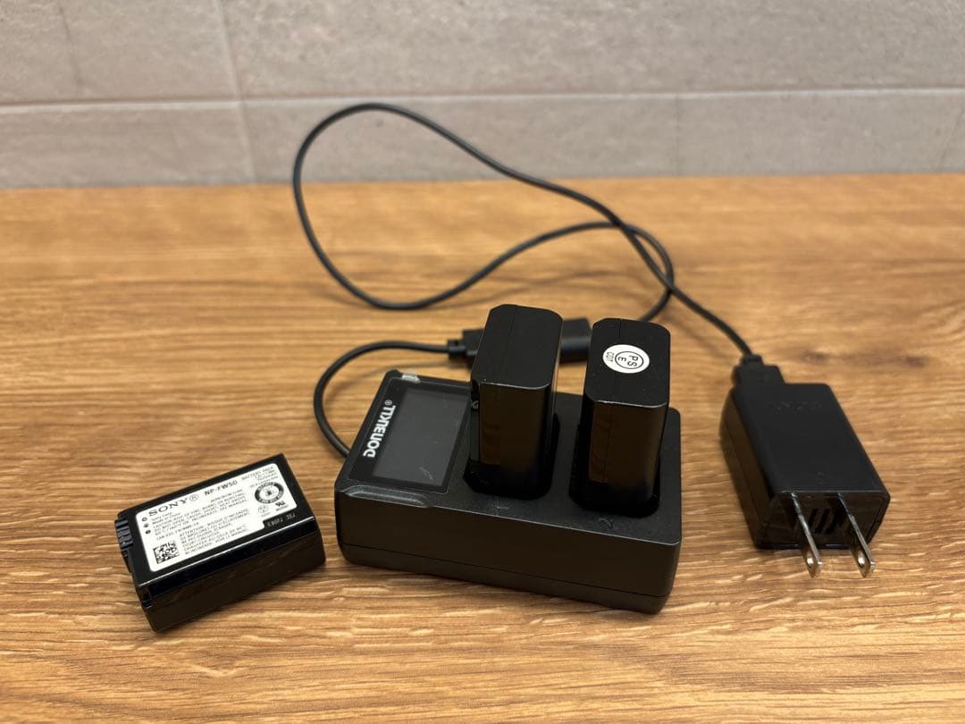 【即使用セット】SONY α7 II ミラーレスカメラ 35mmレンズ付き