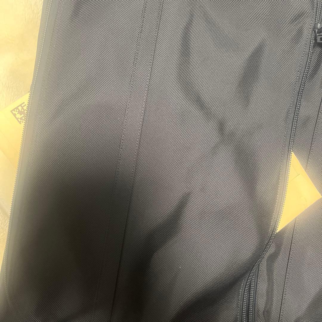 TUMI 大型ガーメントバッグ ブラック 22134DH美品