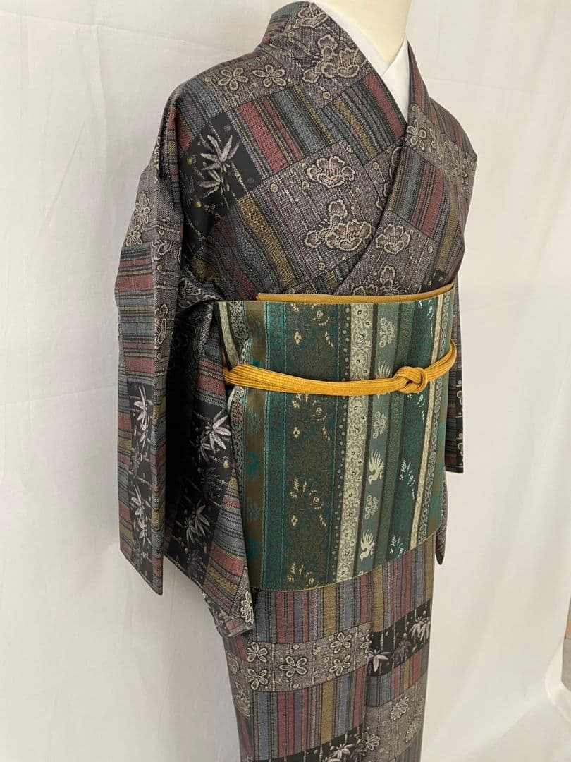 美品　正絹袷　恵大島織物謹製　本場大島紬単品(証紙付)