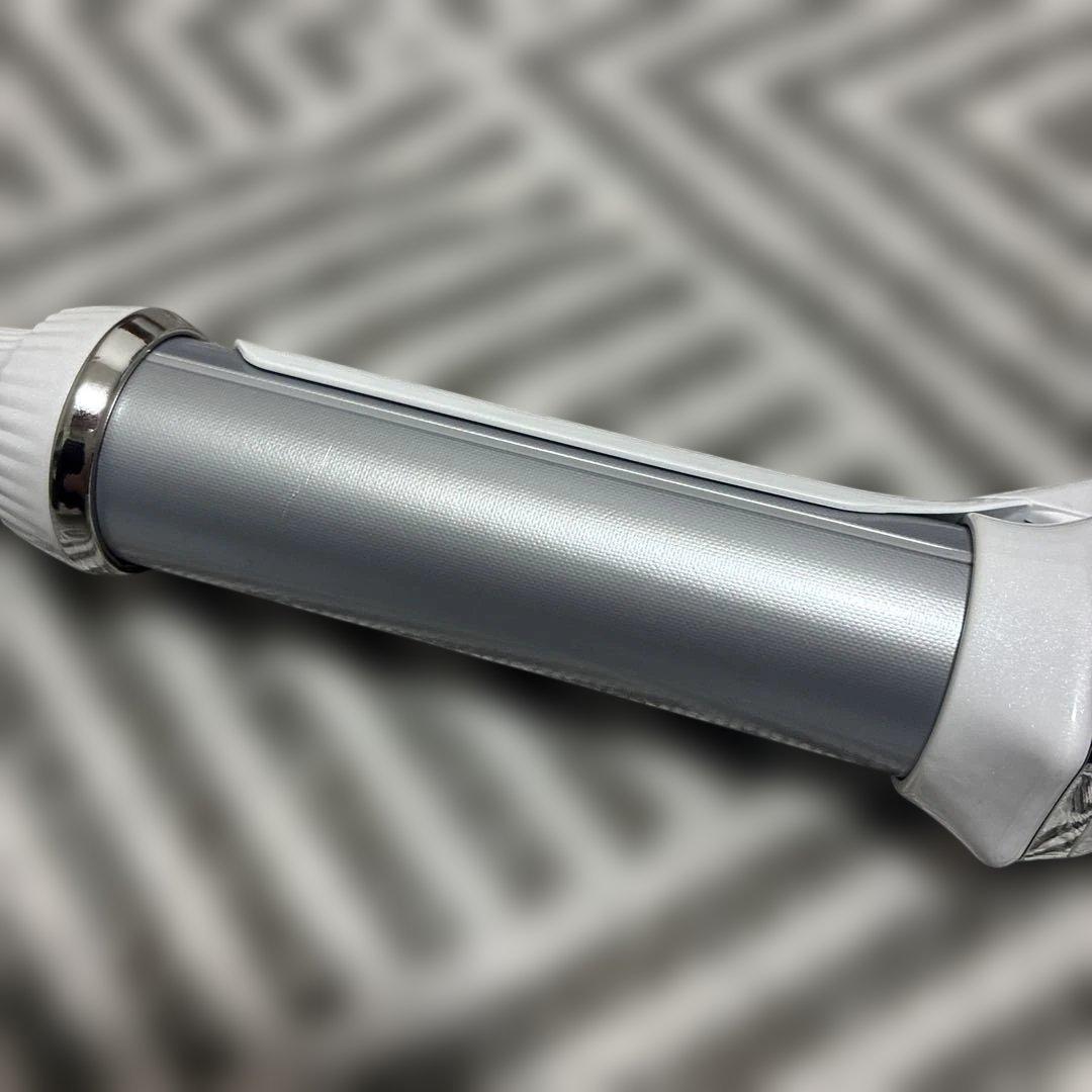 ReFA カールヘアアイロン 32ミリ　ホワイト・シルバー