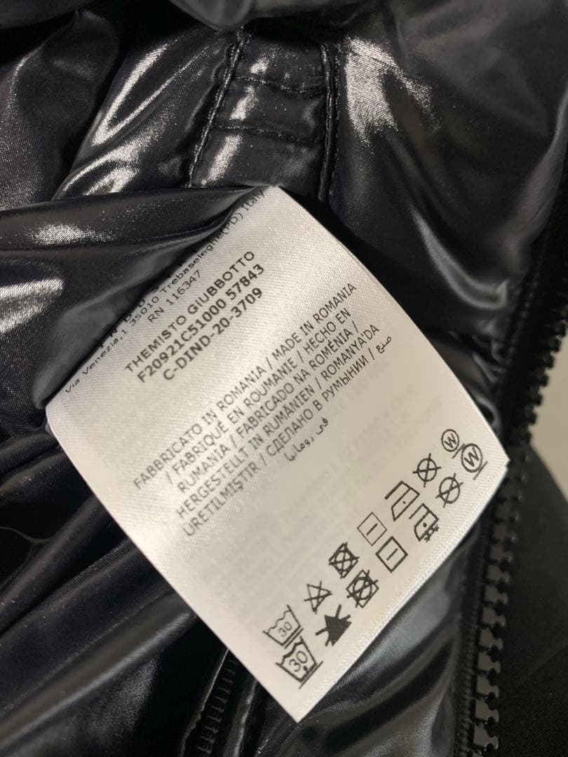 【極美品】即完売品✨MONCLER GENIUSライン✨ダウンジャケット