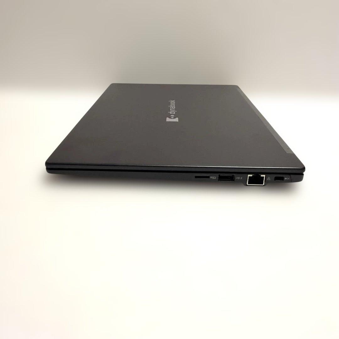 バッテリー最大容量87% 美品 dynabook G83/HU 2022年製