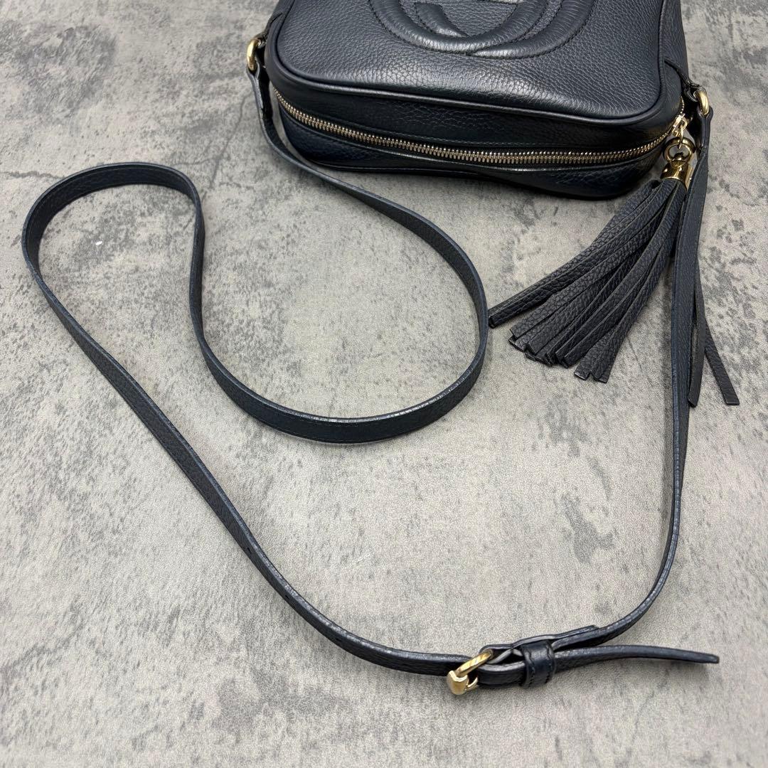 グッチ ソーホー ディスコバッグ カメラバッグ インターロッキング 紺 タッセル