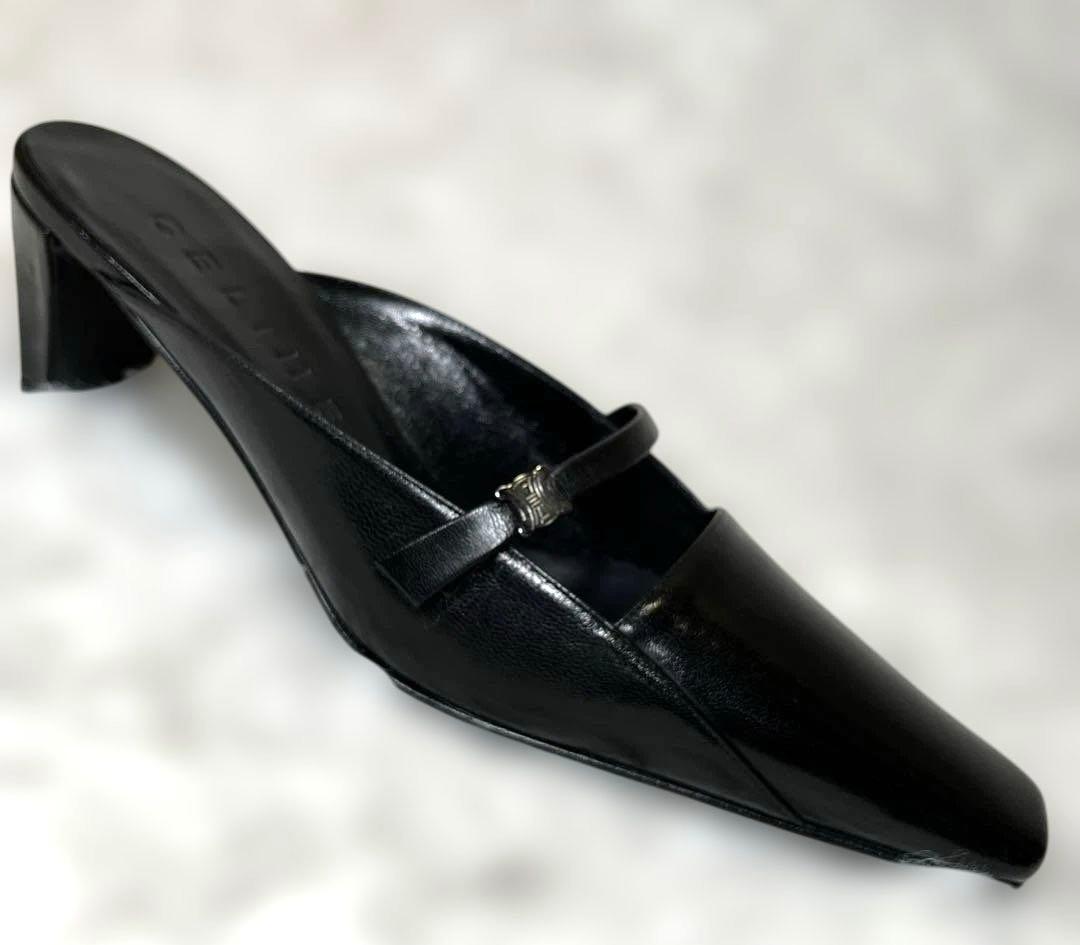 CELINE ブラック ポインテッドトゥ ミュール