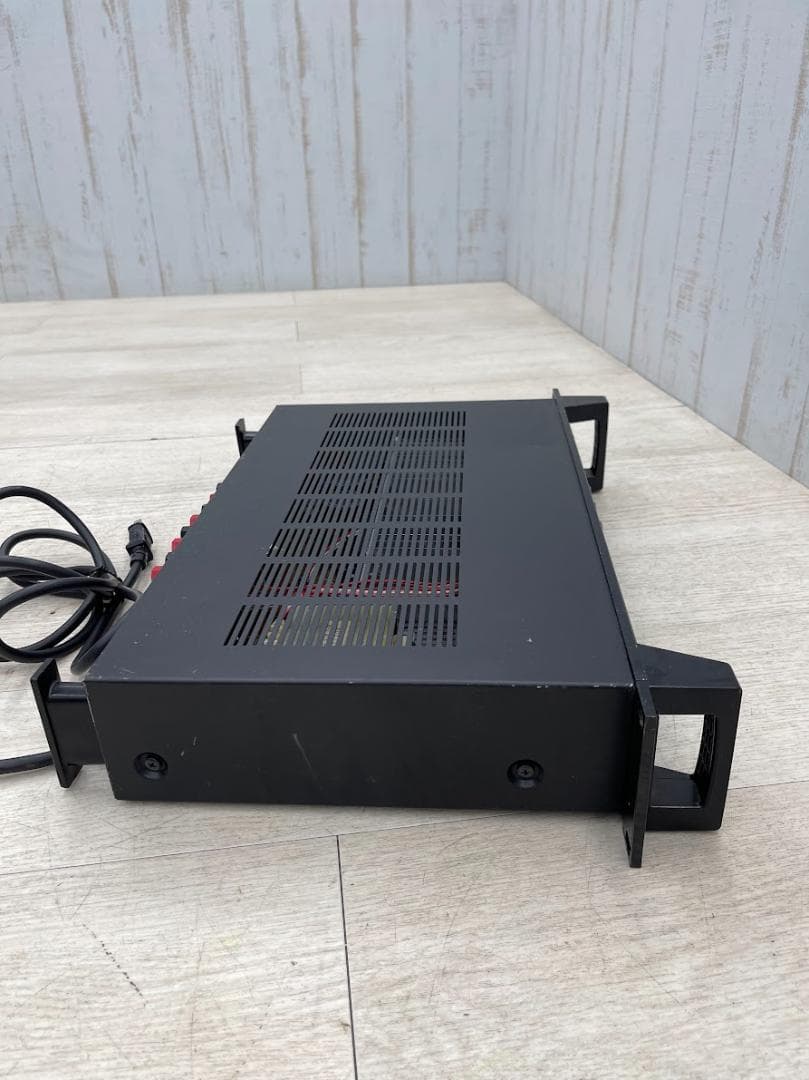 ヤマハ パワーアンプ P2040 4チャンネル 動作確認済 業務用 音響機器 2