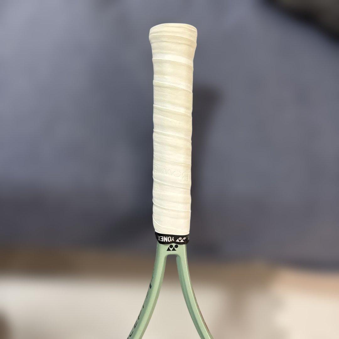 美品 YONEX ヨネックス パーセプト104 グリップ2