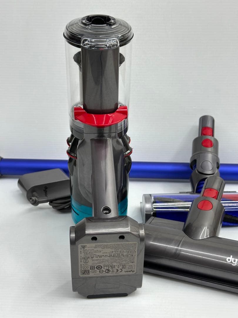 美品　2022年製　ダイソン　掃除機　SV21 本体　ミニヘッド　充電器　セット