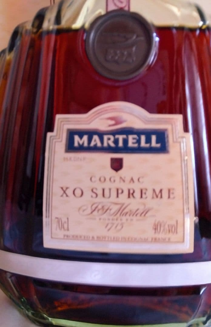 ▲未開栓 古酒 マーテル コニャック XO スプリーム 箱付き 700ml