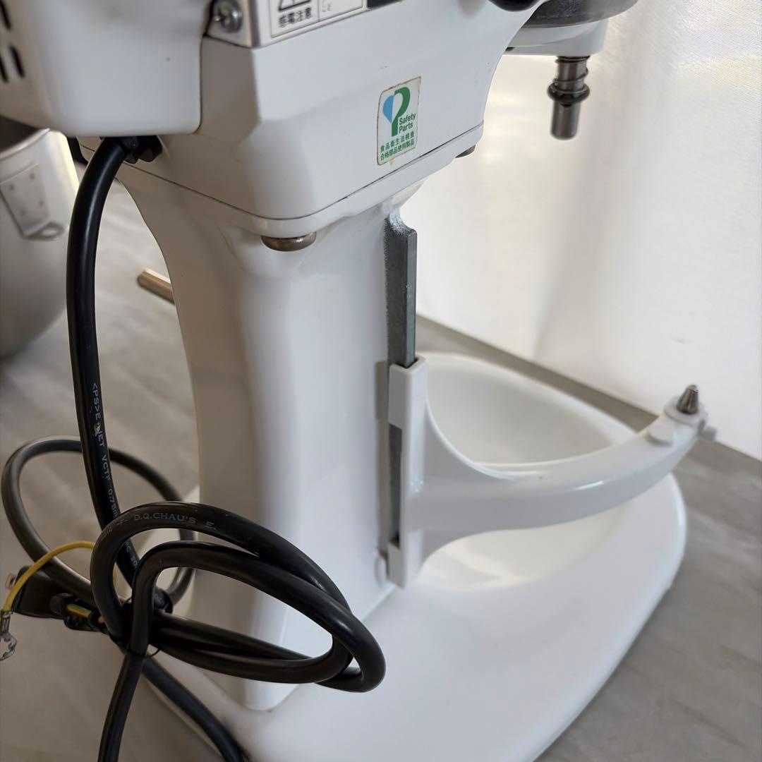 キッチンエイドのスタンドミキサー「KSM5WH」ホワイト