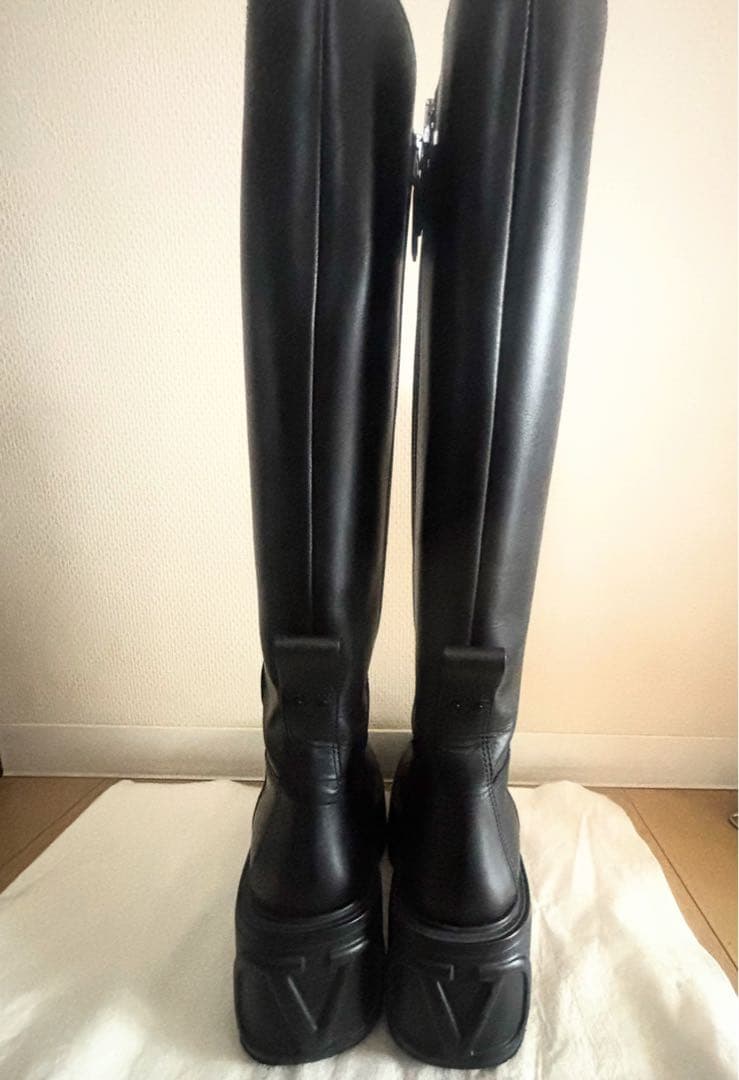 ヴァレンティノ★ユニークソールブーツ37