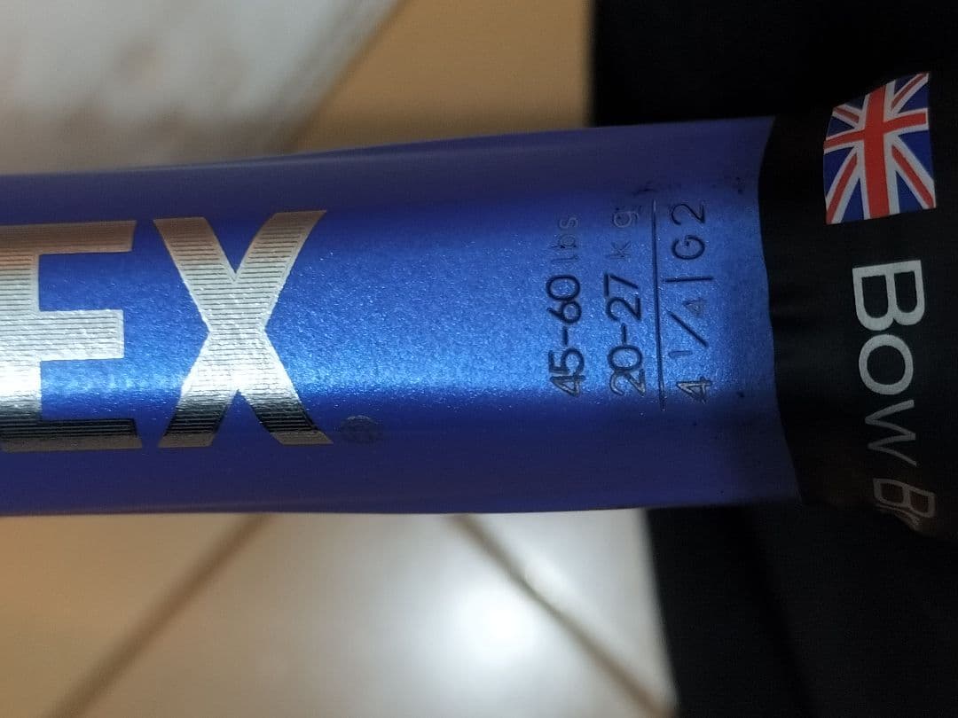 テニスラケットEZONE98 2025モデル 305g グリップ2 イーゾーン