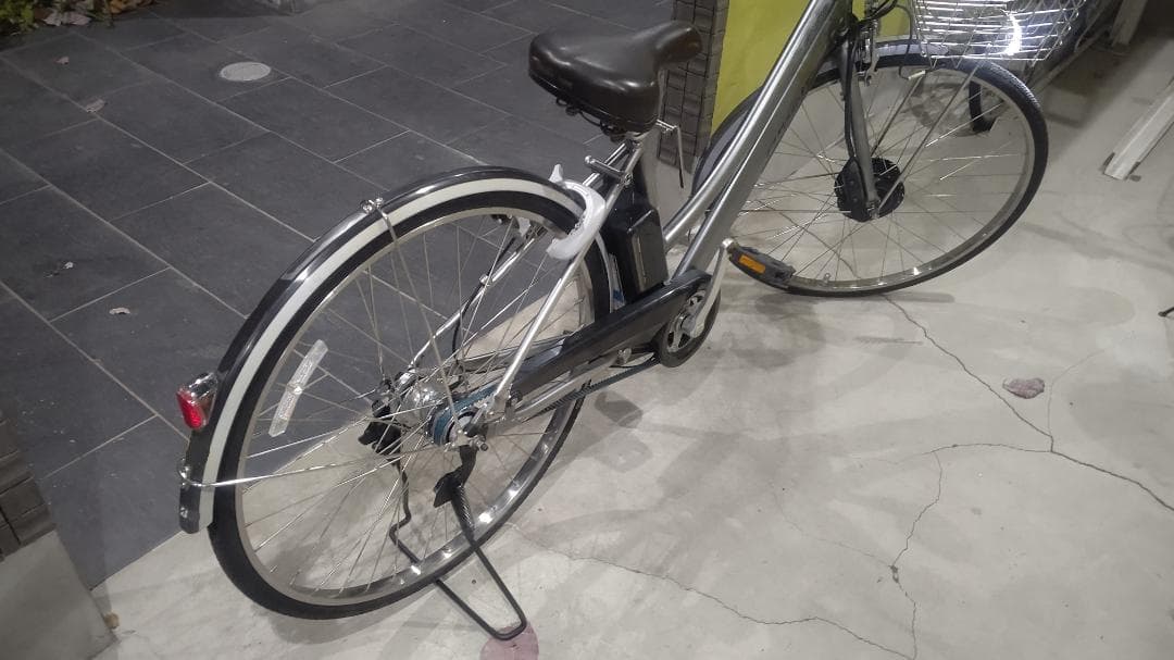 アルベルトe　27インチ　回生充電機能付　電動自転車　ブリヂストン