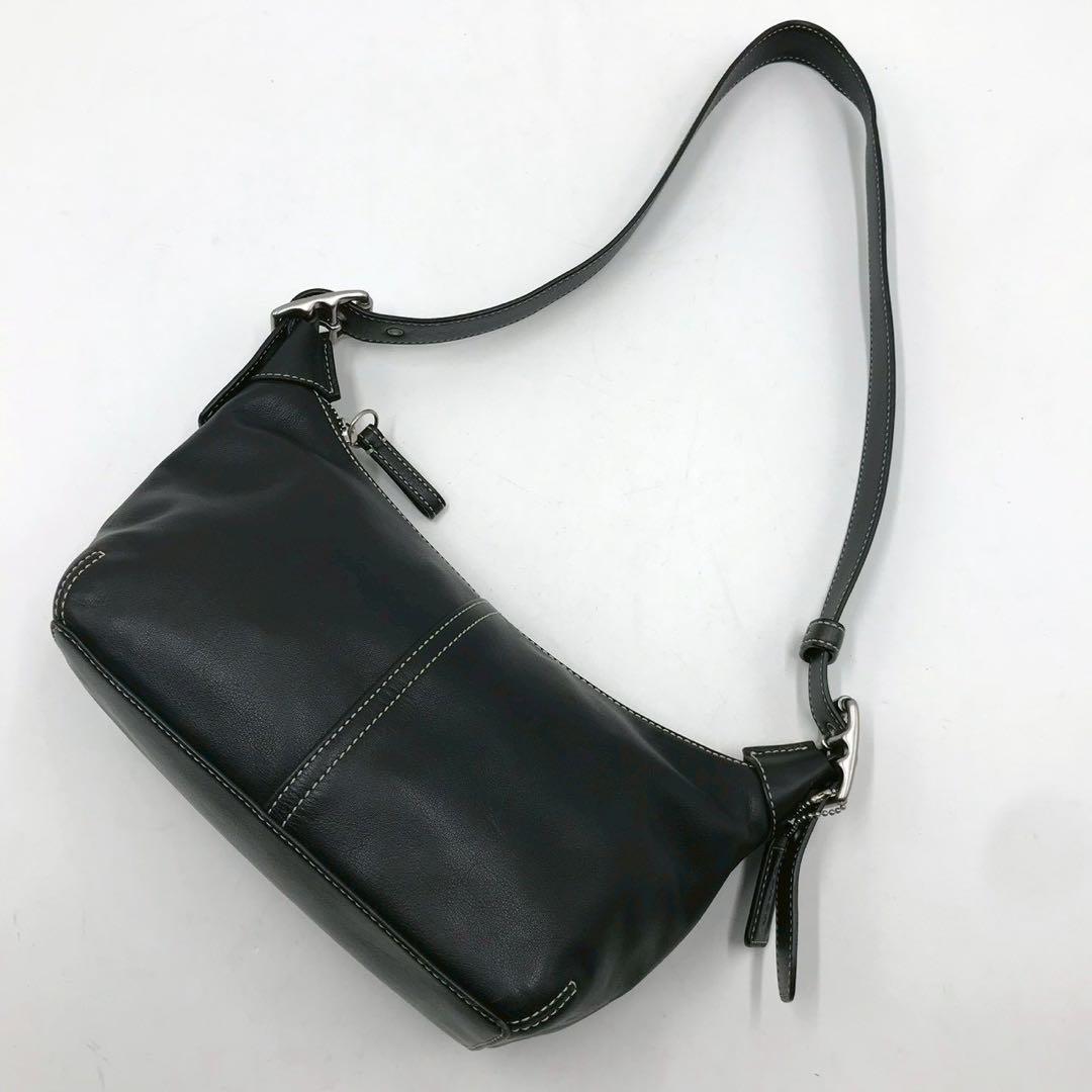 使用回数少✨コーチ ショルダーバッグ アクセサリーポーチ レザー 黒 肩がけ