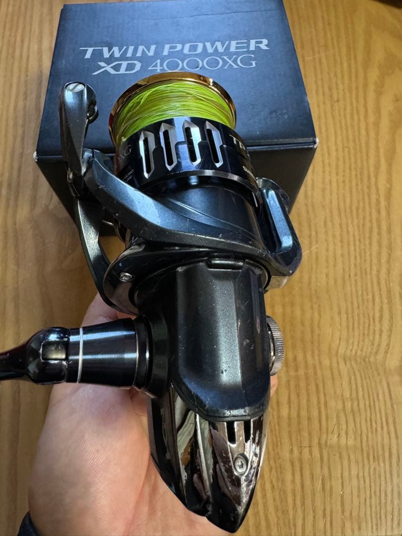 ツインパワーXD4000XG シマノ　リール