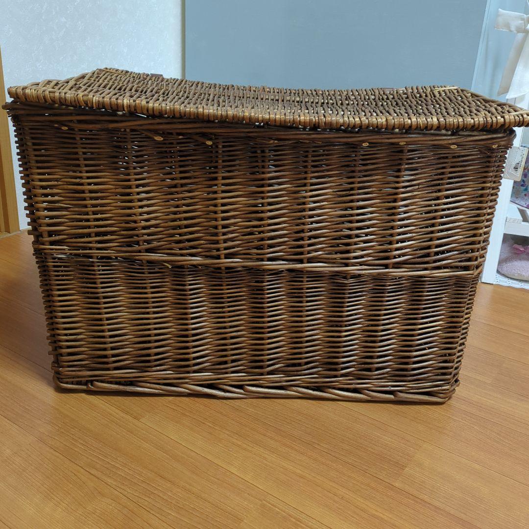 ⭐knick knacks ラタン蓋付き籠　バスケット 大