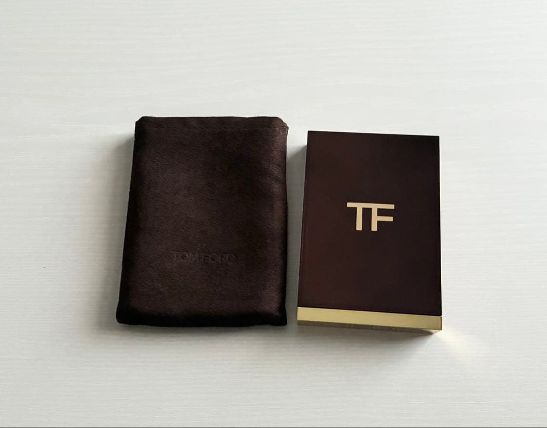 新品 トムフォード アイカラークォード 30 インソレントローズ