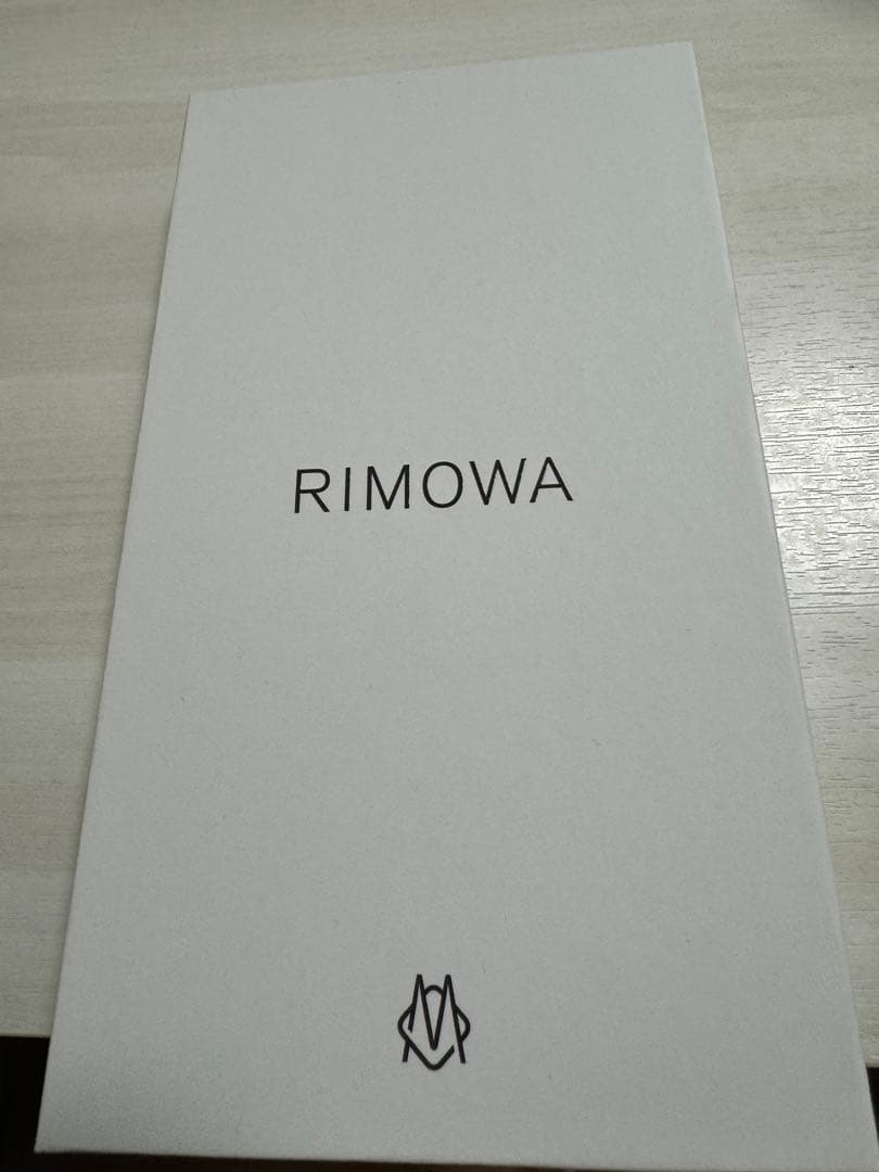 ⭐︎RIMOWA リモワ　イリディセント　iPhone15Pro用ケース　オーロラ