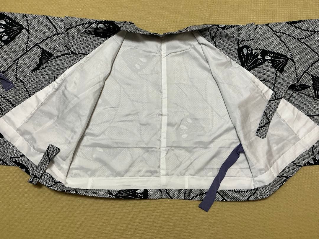 蝶模様絞り柄の小紋着物から　二部式お着物