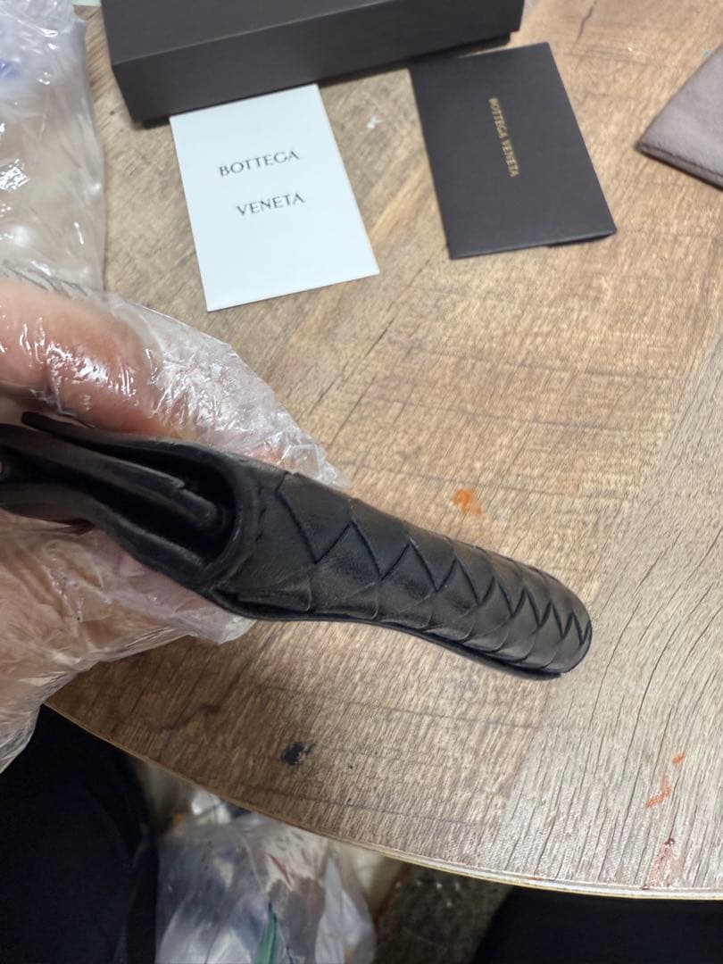 ボッテガ　名刺入れ　箱　袋付き　鑑定済み