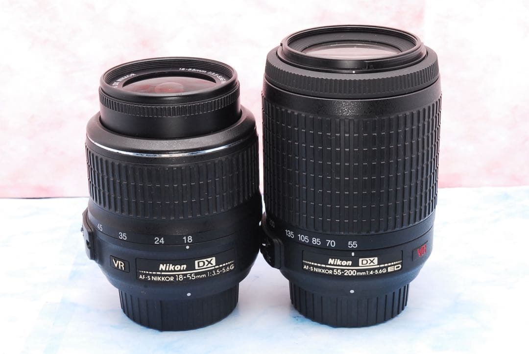 ニコン D5600★望遠レンズ付Wレンズ★僅か700S★一眼レフカメラ