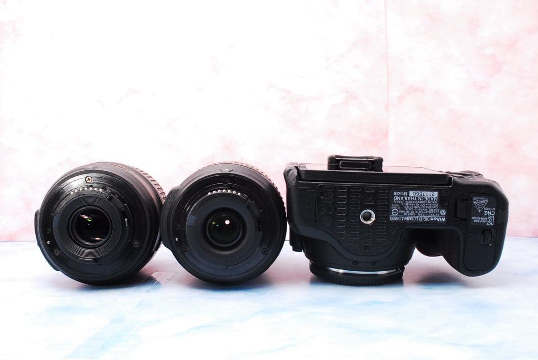 ニコン D5600★望遠レンズ付Wレンズ★僅か700S★一眼レフカメラ