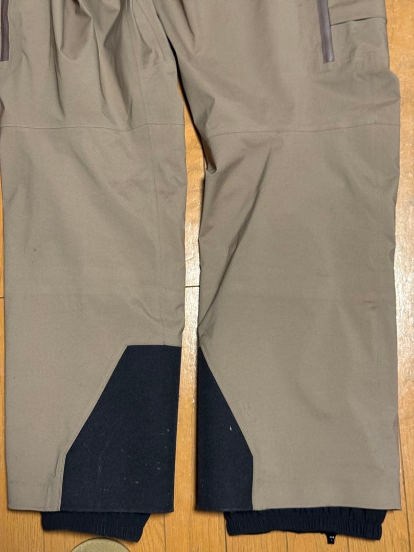 ノースフェイスGORE-TEX Powder Guide Light ビブパンツ