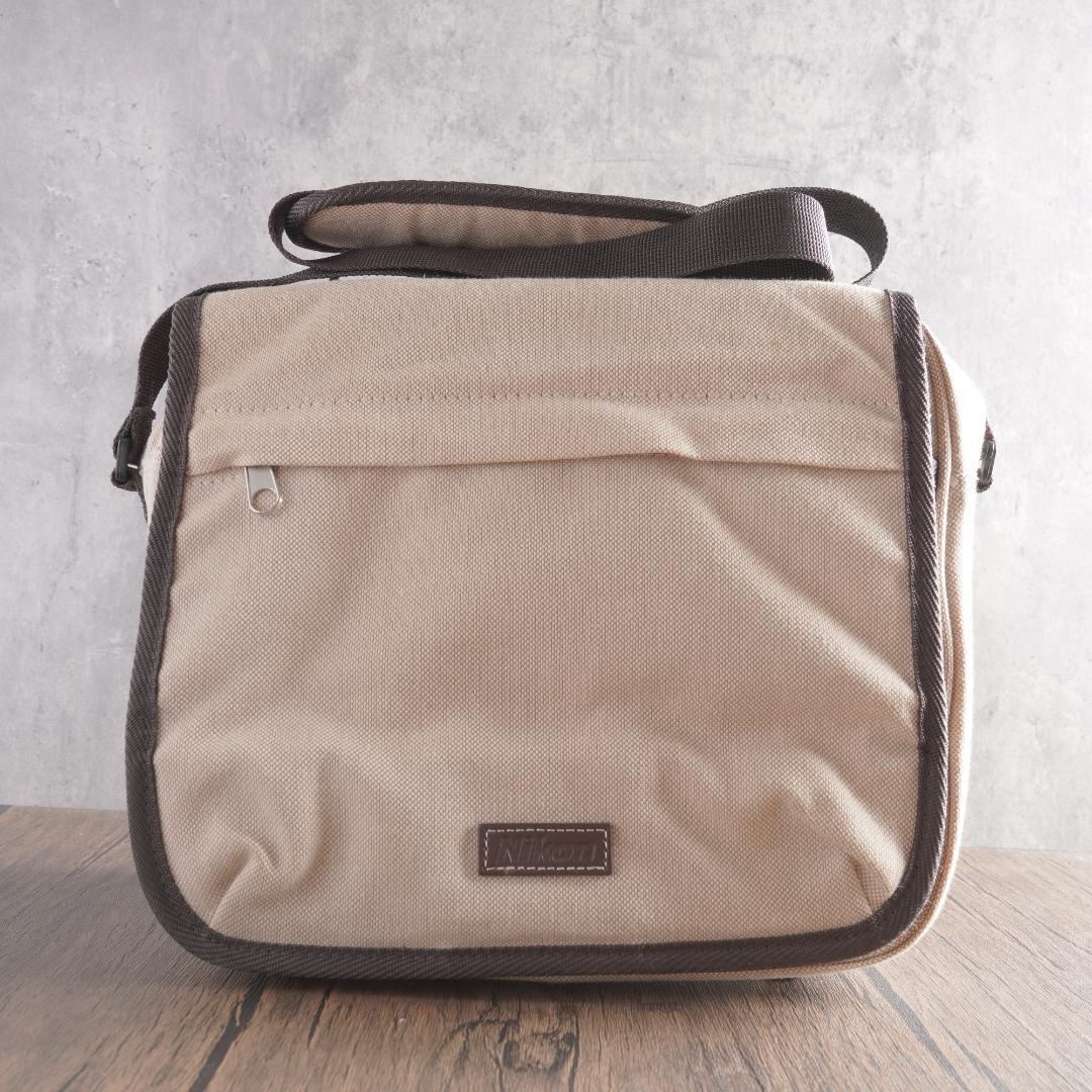 ショット数2891回で美品✨Wi-Fi✨自撮り✨Nikon D5500　740